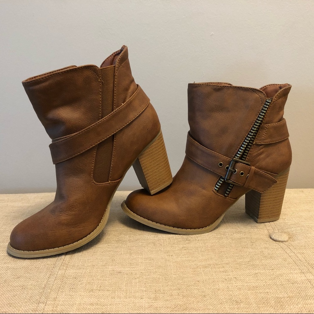 Charolette Russe Ankle Boots